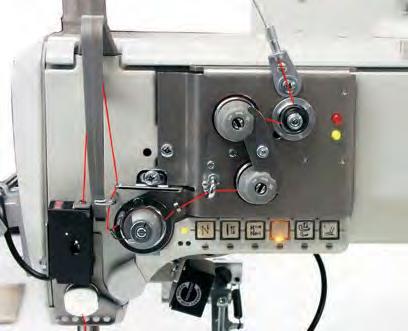 5.1.2 Maszyny z mechanicznie regulowanym naprężeniem nitki igłowej oraz z elektromagnetycznym zwolnieniem naprężenia 9 1 2 8 3 4 7 6 5 Poprowadzić nitkę przez prowadnicę 1 w kierunku zgodnym z ruchem