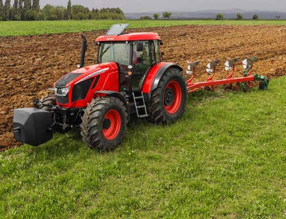 www.zetor.pl UKŁAD HYDRAULICZNY dwa pomocnicze cylindry zapewniają nie tylko równomierne obciążenie ciągnika, ale także maksymalną siłę podnoszenia 85 kn.
