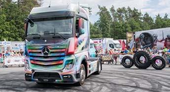 Limitowany model ma wskazać drogę AMG do przyszłości drogowych osiągów. 60 autobusów dla Wrocławia She s Mercedes klasyki z gwiazdą zawitały na Warmię Mercedes to (hiszpańskie) imię żeńskie.