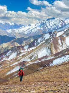 Indie: Ladakh 6 dzień Rafting rzeką Zanskar Rafting rzeką Zanskar pośród malowniczej górskiej scenerii.