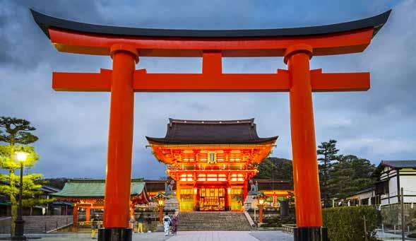 Chiny Japonia 7 dzień Suzhou/Szanghaj Przejazd do Szanghaju. Wizyta w dzielnicy Pudong, która stała się wizytówką miasta i dowodem potęgi ekonomicznej Chin.