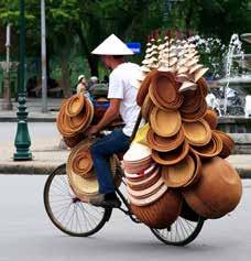 11 dzień Hanoi/Ha Long Przejazd do Ha Long (ok. 4 godz.). Zaokrętowanie na statek.