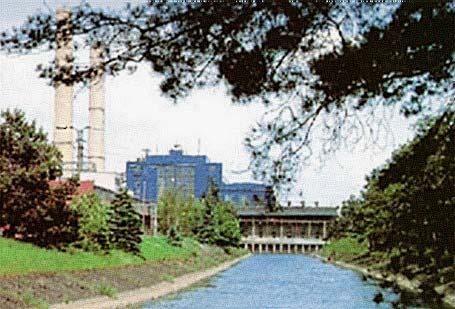 Elektrownia kondensacyjna Skawina wraz z kanałem doprowadzającym wodę Budowę elektrowni kondensacyjnej w Skawinie realizowano etapami i oddanie pełnej mocy 550 MW dokonano