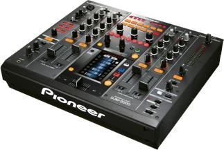 6299 zł 220 zł 2 szt. 1000 zł 40 zł 2 szt. DJM 2000 Cyfrowy mikser 4 kanały, USB, efektor, MIDI.