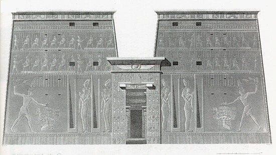 Pylony świątyni w Edfu, największej i najlepiej