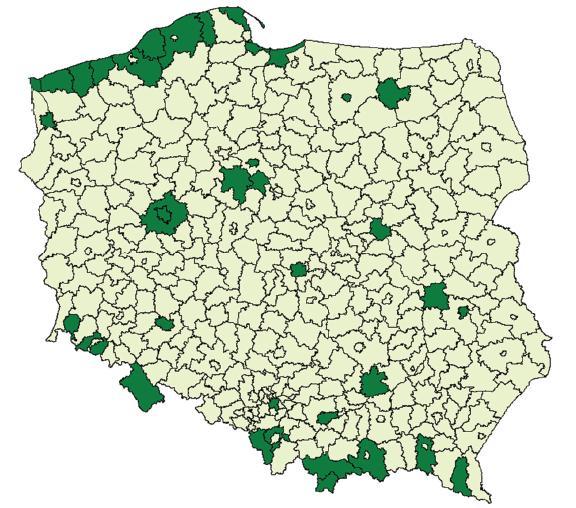 30 Lokalizacja powiatów i miast na prawach powiatu z górnego decyla rankingu