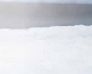 2014 Pierwsza na świecie opona zimowa z automatycznie wysuwającymi się kolcami koncepcyjna opona Nokian Hakkapeliitta. Nowa opona do samochodów elektrycznych Nokian Hakkapeliitta R2.