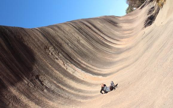The Wave - Cud natury kamienna fala