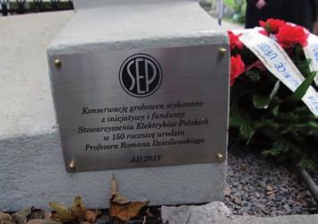 30 lat wcześniej, jeszcze w roku akademickim 1888/89, kiedy to docent Franciszek Dobrzyński miał pierwszy wykład z elektrotechniki w języku polskim w CK Szkole Politechnicznej we Lwowie, czy też w