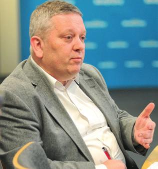 Witold Paweł Kalbarczyk: Wydaje się, że proponowane zmiany przywrócą realną funkcję leczniczą opiece podstawowej, lecznictwu ambulatoryjnemu i szpitalnictwu.