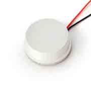 światła 180 Wskaźnik oddawania barw 85 Moduł z 3 diodami LED (światło rozproszone) Moduł LED to wyjątkowe rozwiązanie opracowane przez Philips, łączące 3 diody