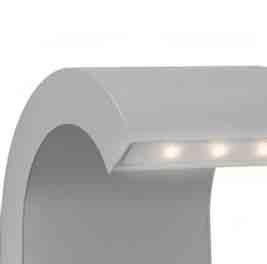 Moduł Specyfi kacja techniczna Moc w watach Wydajność w lumenach Odpowiednik w watach (żarówka tradycyjna) Temperatura barwowa 5 W 200 lm 15 W Kąt wiązki światła 57 Wskaźnik oddawania barw 85 2700 K