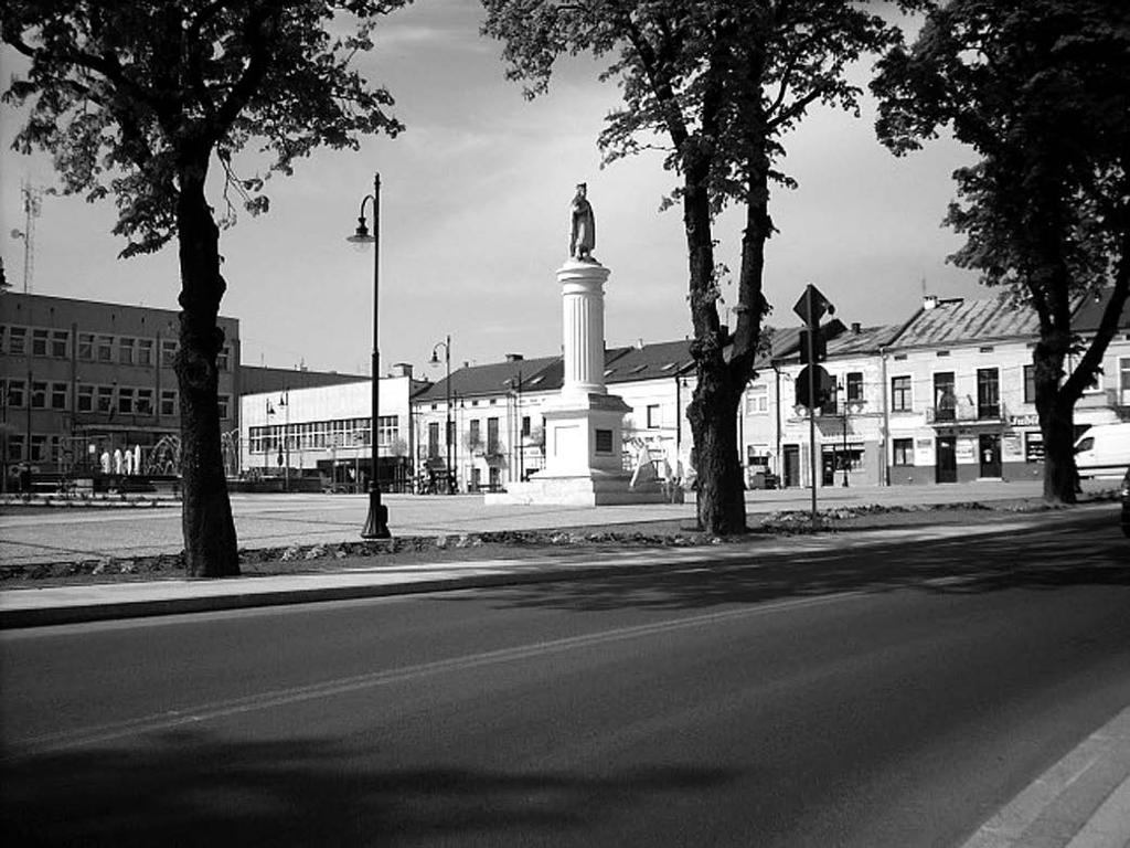 Teraźniejszość Dorota Rohan Począwszy od lat 90., daje się zauważyć w kraju postępującą przebudowę w zakresie infrastruktury, budownictwa (zarówno mieszkaniowego, jak i przemysłowego).