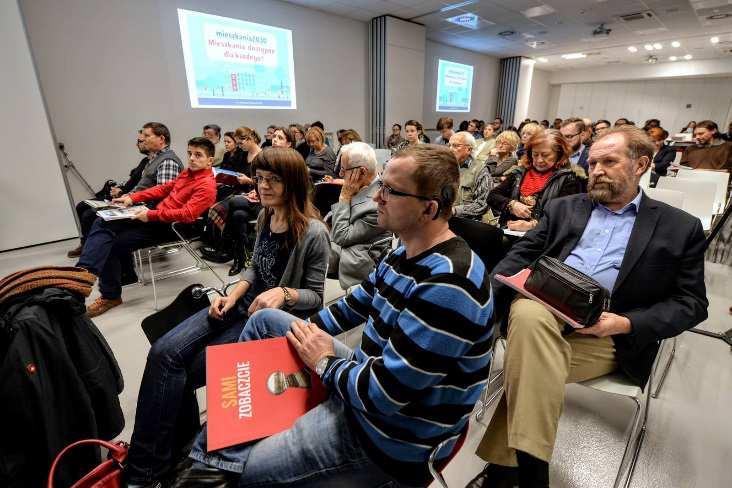 Jak informowaliśmy o konsultacjach społecznych? Informowanie o konsultacjach społecznych rozpoczęliśmy tydzień przed ich inauguracją.