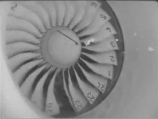 doświadczalnych (rys. 8). Rys. 8. Doświadczalny test silnika Rolls-Royce Trent 900 Źródło: zbiory autora.