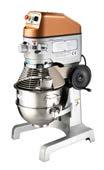 MIKSERY UNIWERSALNE RM URZĄDZENIA DYNAMICZNE RM - /0V Mikser uniwersany 4 L 00000054 0000004 RM - /0V RM - 570 x 557 x 9 570 x 557 x 9 4 4 0,55 0,55 Waga 1 1 stopnie prędkości panetarne ułożenie