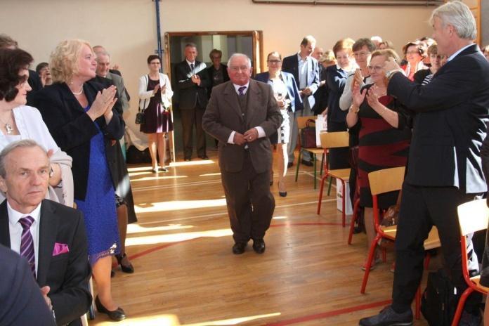 Jest to dla szkoły ogromne wyróżnienie i docenienie pracy kadry pedagogicznej.