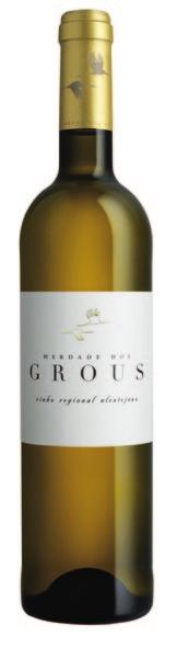 Wina dostępne w sklepach sieci Herdade dos Grous Tinto, Alentejano* czerwone Odmiany: alicante bouschet, touriga nacional, syrah i aragonez Złożone dzięki kupażowi czterech szczepów wino: pełne