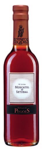 Wina dostępne w sklepach sieci Colheita Sellecionada Tinto, Península de Setúbal, Adega de Pegões czerwone Odmiany: cabernet sauvignon, touriga nacional, syrah i alicante bouschet Spółdzielnia Pegões