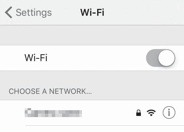 W tym przypadku patrz Jeśli w systemie ios pojawia się okno dialogowe połączeń Wi-Fi (A19). Zdalne fotografowanie nie jest dostępne, jeśli do aparatu nie została wsunięta karta pamięci.