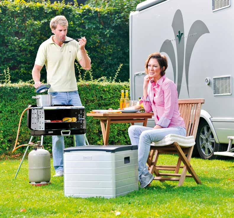 20 Przenośne lodówki absorpcyjne Chłodzenie do 33 C poniżej temperatury otoczenia PRZENOŚNA LODÓWKA ABSORPCYJNA Z KLASĄ Pierwsza przenośna lodówka absorpcyjna w aluminiowej obudowie nieodparcie