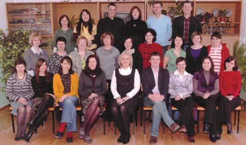 Piotr Jurczak, Marzanna Lipczyńska, Roman Wnuczko, Sławomir Dębowski; rząd środkowy: Lilla Busłowska, Luba Salińska, Halina Kiendyś, Anna Szumarska, Irena Dmitruk,