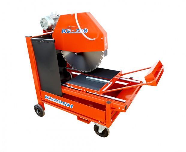 PRZECINARKI PRZECINARKA STOLIKOWA KU 900 Silnik: 9,0 kw Napięcie: 400 V Tarcza: 900-1000 mm Otwór mocujący: 60 mm