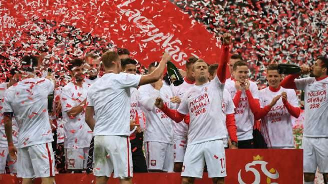18 Antwerpia po polsku listopad 2017 Przegląd prasy polskiej Źródło: www.sportowefakty.wp.