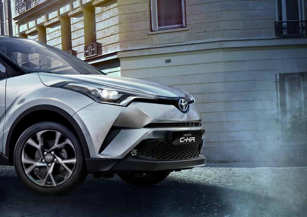 WIELKOŚĆ Niepowtarzalne nadwozie Toyoty C-HR jest jednym z największych