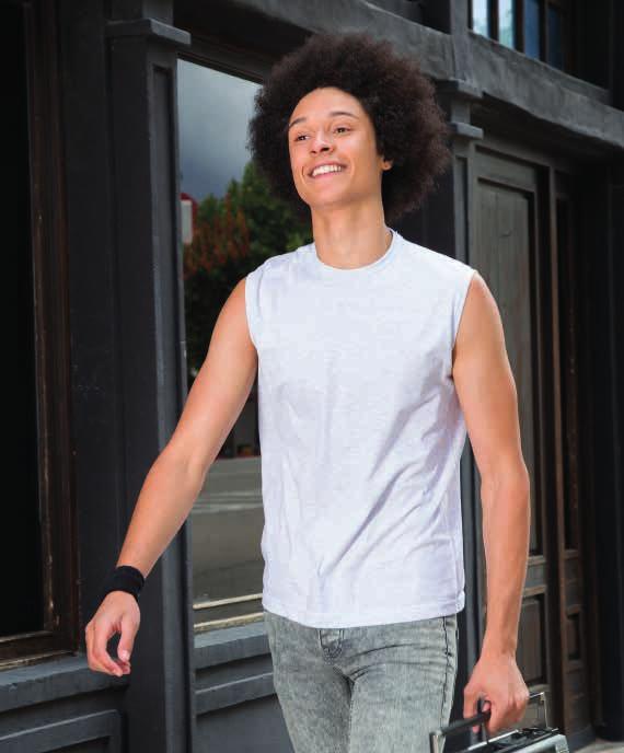 NEW PRODUCT 10 50 URBAN TANK TOP MAN REF: TSUATNK Charakterystyka: Single jersey. Podwójne szwy na ramionach i spodzie koszulki. Jakość: 100% bawełna. Gramatura: 150-155 gr.