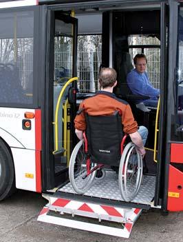 Jedyna w pełni automatyczna winda dla niskopodłogowych tramwajów i autobusów SB 300 W pełni automatyczna, elektryczna winda