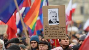 Prezydent podpisał ustawę, która uniemożliwia dopłaty do nielegalnie użytkowanej ziemi Sześć sposobów na niższe rachunki za prąd Wraca pomysł uruchomienia w Polsce kas