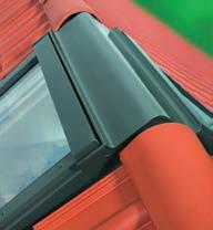 Zespolenie kalenicowe ERN-H, ER-S, ER-Z, ER-L Zespolenie kalenicowe daje możliwość połączenia okien dachowych po przeciwnych stronach kalenicy.