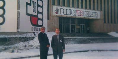 Dyrektor Roman Janik (z lewej) na Targach POLSKA '93 w Rydze (Łotwa).