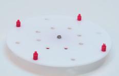 Słupek z kółkiem Na słupku z uchwytem magnetycznym umieszczone jest kółko pasowe o średnicy 65 mm. wymiary: 65x45 mm ciężar: 0,12 kg 60,27 zł.