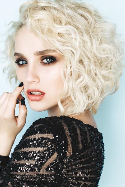 Falisty Bob SCHWARZKOPF BLONDEME Blonde Toning 60 ml 50723 5,90 Falisty bob jest