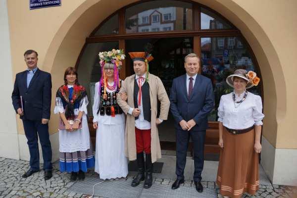 Według kalendarza MEN zimowa przerwa świąteczna rozpocznie się 23 grudnia i potrwa do 31 grudnia.