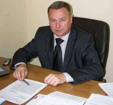 Przypominam, że droga ta jest własnością województwa dolnośląskiego, zarządzaną przez Dolnośląską Służbę Dróg i Kolei, która bieżące utrzymanie powierzyła Gminie Świeradów- Zdrój.