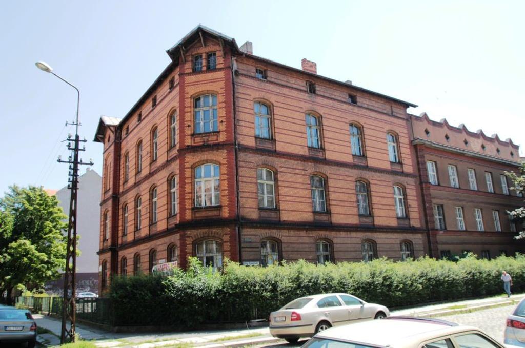 autor) Budynek w Legnicy należący do Łemkowskiego Zespołu