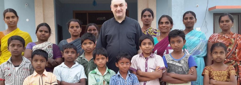 Patronage - stypednia dla dzieci z Indii i Rwandy Program stypendialny Fundacji Salvatti.pl to pomoc dzieciom, które z powodu biedy nie mogą uczęszczać do szkoły.