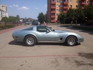 Za powstanie Corvetty odpowiada Harley Earl, miłośnik samochodów sportowych.