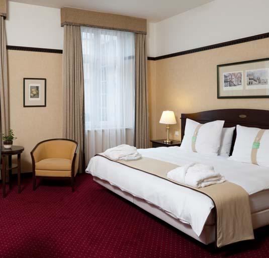 POKOJE CLASSIC Hotel oferuje 237 klimatyzowanych pokoi w następujących standardach: Classic, Classic Executive, Classic Studio, Deluxe, Deluxe Executive, Deluxe