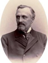 czekolady, przypraw i ziół. Coenraad Johannes Van Houten w 1828 roku opatentował prasę hydrauliczną, dzięki której otrzymywał proszek kakaowy o niskiej zawartości tłuszczu.
