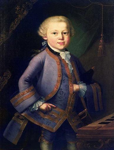 WOLFGANG AMADEUSZ MOZART austriacki kompozytor i wirtuoz gry na instrumentach klawiszowych, klasyk wiedeński CUDOWNE DZIECKO Obdarzony absolutnym słuchem i znakomitą pamięcią muzyczną Wolfgang