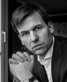 AUTORZY PREZENTACJI Jacek Olechowski Prezes Zarządu, największy akcjonariusz MEDIACAP SA Od 2010 prezes MEDIACAP SA, przedsiębiorca rynku mediów i marketingu od 1996 roku 2007-2015 rankomat.