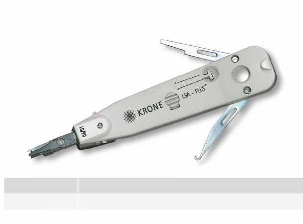 wtykami typu banan 1,5 m Kabel połączeniowy RJ45 LSA Kabel służy do przesyłania sygnału telefonicznegoz łączówki do panela RJ45 Przeniesienie: 4/5-3/6.
