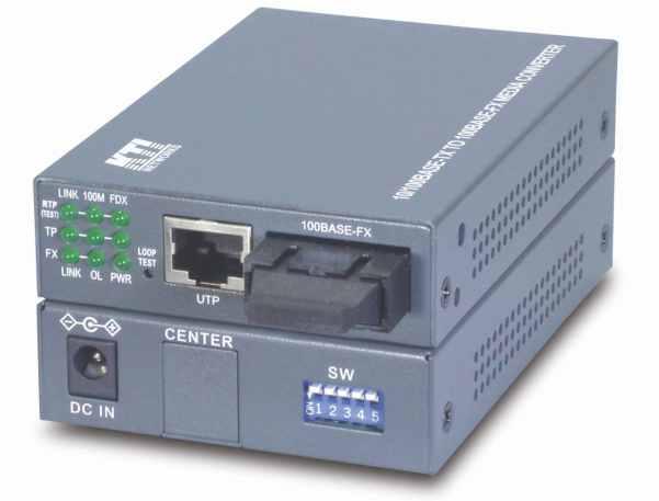 1Q VLAN Funkcja Far End Fault dla portu FX Opcja montażu biurkowego, ściennego oraz na szynie DIN (opcja) Współpraca z KC-1300 (zarządzane centrum konwersji mediów) Obsługa wielu typów mediów