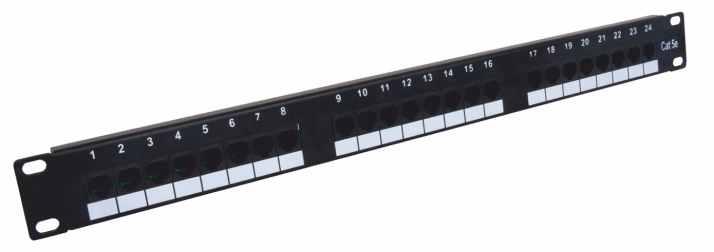0 OKABLOWANIE MIEDZIANE Mini-panel FTP, kat. 5e Wspiera transmisję 1Gbit, 100 MHz. Posiada 4 porty RJ45. Przeznaczony do stosowania w systemach okablowania strukturalnego.