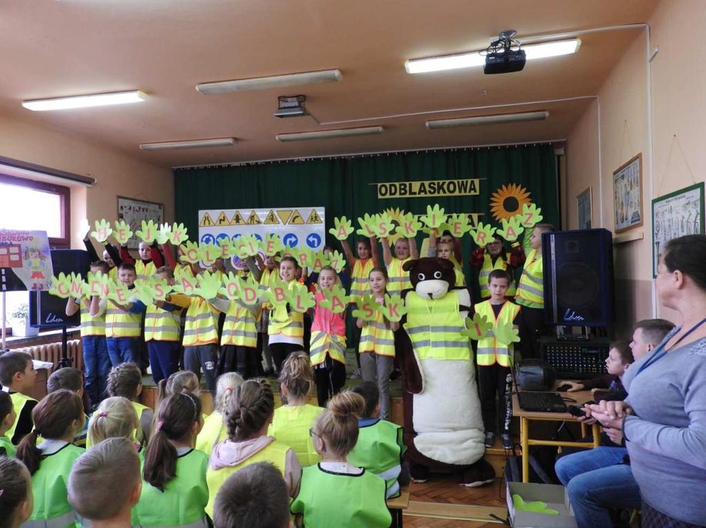 Klasa IV b I miejsce KACPER JACHYRA II miejsce BŁAŻEJ OLEKSY III miejsce