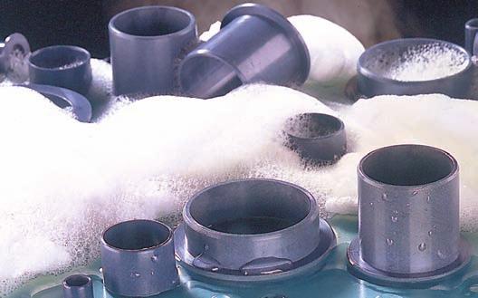 iglidur H Do środowisk wilgotnych Asortyment iglidur H to materiał termoplastyczny wzmacniany włóknami, który opracowano specjalnie do zastosowań w środowiskach o dużej wilgotności lub pod wodą.